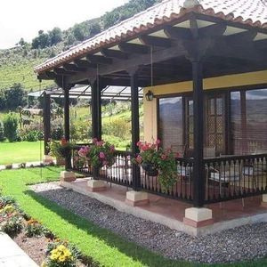 Meet your Posher, Isabel